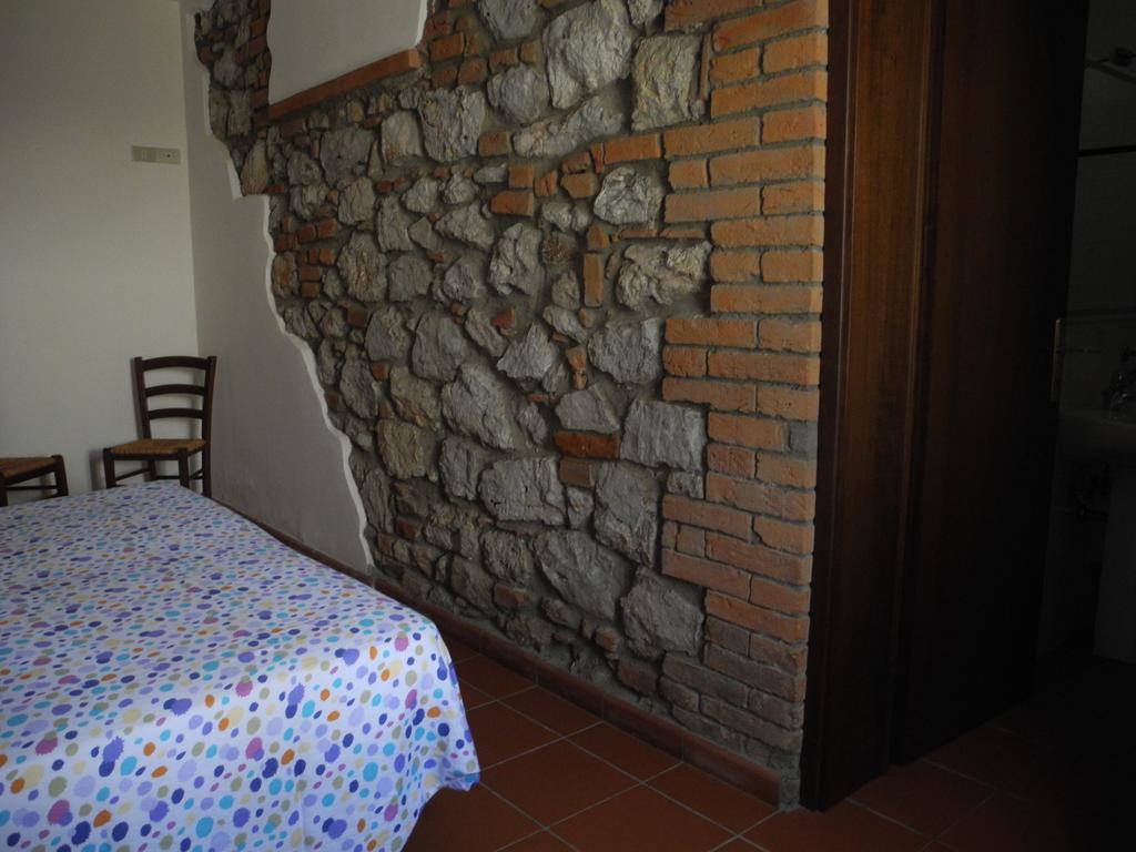 Podere Oslavia Az.Agr.Bio Giannini 알베레세 외부 사진